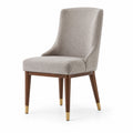 Chaise en bois avec tissu en polyester gris et embouts en laiton