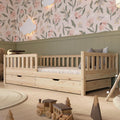 Lit, Montessori au Sol en Bois Massif avec Barrière, Sécurisé pour Tout-Petit, Bois Naturel – Crazy Pine, Design Scandinave, Montage Facile